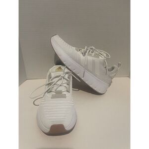 adidas Womens Swift Run23 Running Shoe, White/Gold Metallic size‎ 8.5 US